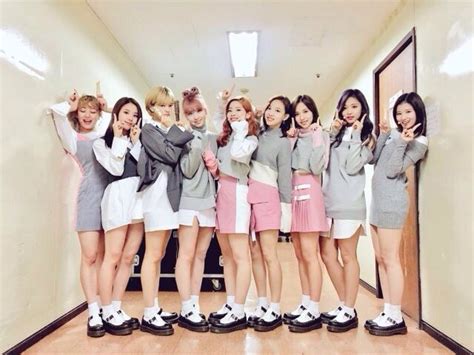 Introduction to Twice Members | K-Pop Amino