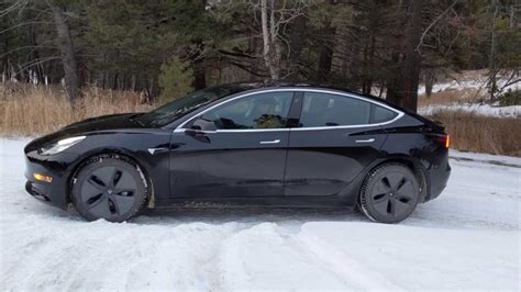 Tesla Winter & Cold Weather Driving Tips: Comprehensive Guide