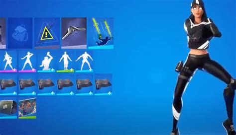 Master Chief Fortnite skin Bundle, UNSC Pelican Glider, Gravity Hammer Pickaxe, Lil' Warthog ...