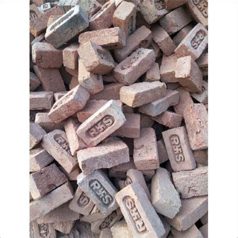 Red Bricks at Best Price in Delhi, Delhi | Shiv Shakti Engineering Works