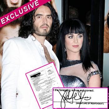 Katy Perry Signs Russell Brand Divorce Settlement With Smiley Face!