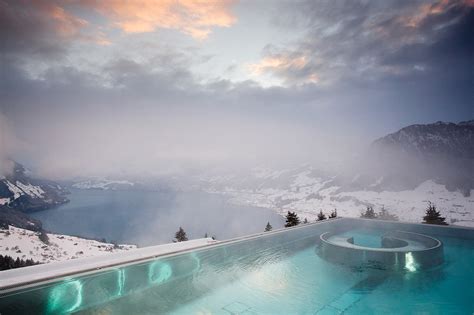 20 of the Most Incredible Infinity Pools From Around The World ...