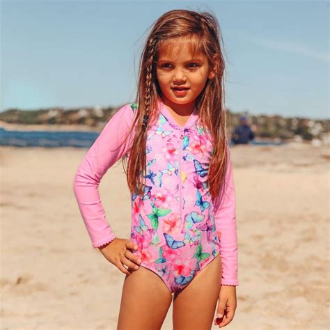 Girls one piece sunprotection / kids long sleeve swimsuit | Long sleeve swimsuit, Sleeve ...