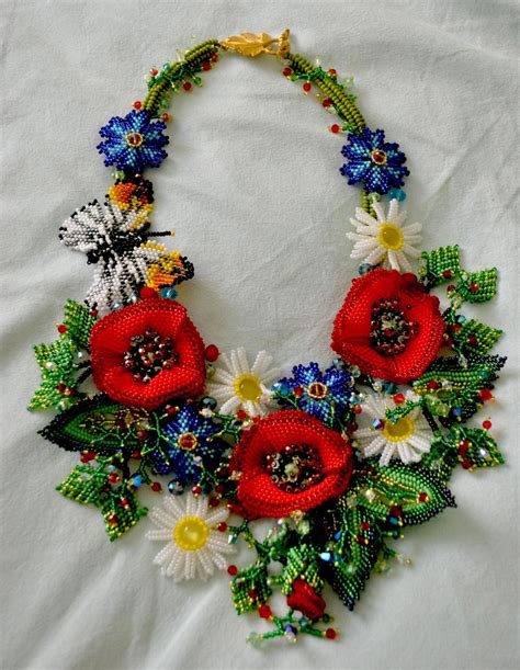 Beautiful jewelry with flowers | Beads Magic | Bead weaving, Bead work ...