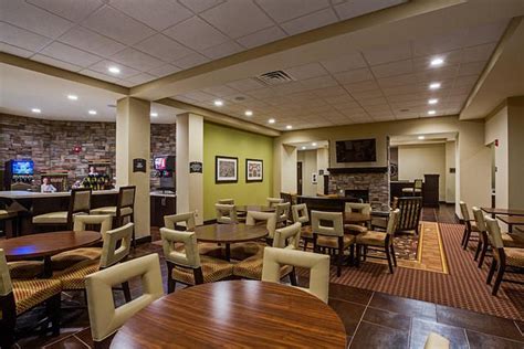 Staybridge Suites Atlanta Airport, an IHG Hotel Rooms: Pictures ...