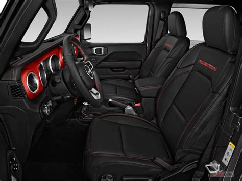 2018 Jeep Wrangler: 50 Interior Photos | U.S. News