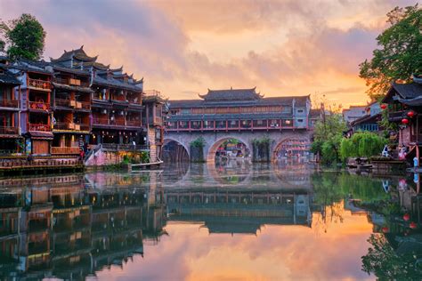 Complete Guide to Fenghuang Ancient Town in China