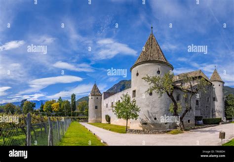 Castle bolzano italy hi-res stock photography and images - Alamy