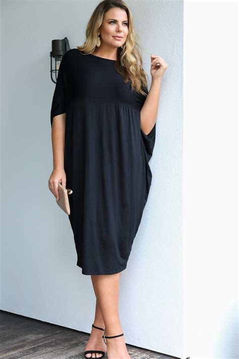 Cocoon Dress in Black (Plus Size) | Cocoon dress, Fashion, Long sleeve ...