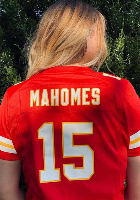 Patrick Mahomes Womens Kansas City Chiefs Red Home Game Football Jersey ...