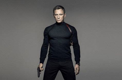 Daniel Craig as James Bond in SPECTRE | Daniel craig james bond, James bond 25, James bond spectre