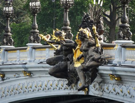 Nymphes de la Seine statue group on the Pont Alexandre III - Page 561