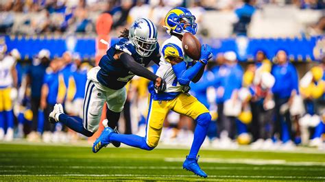 Los Angeles Rams quarterback Matthew Stafford connects with wide ...