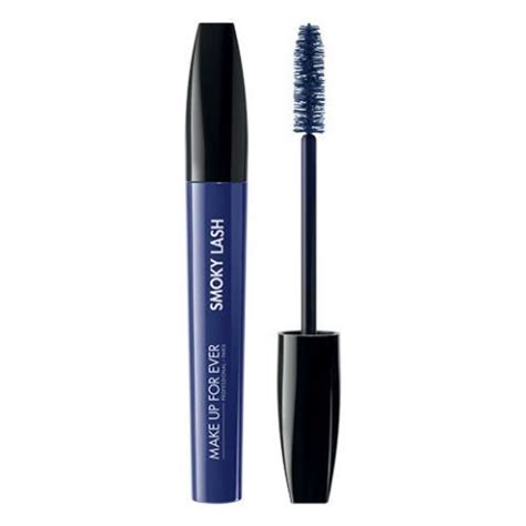 9 Best Blue Mascara Shades of 2018 For Every Eye Color