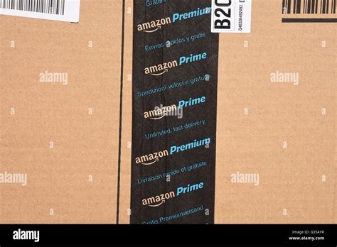 Amazon prime logo hi-res stock photography and images - Alamy