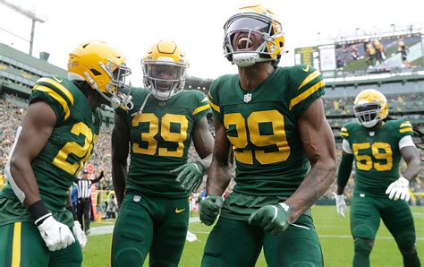 Packers to wear throwback uniforms in Week 9 vs. Lions