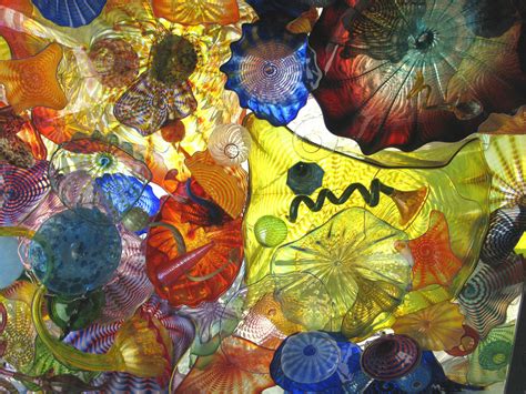 Lisa Kan: Chihuly Bridge of Glass