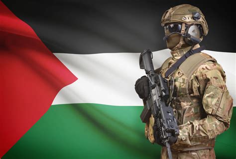 Palestinian flag and armed soldiers HD picture free download