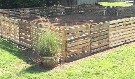 This guide will show you how you can create a free DIY fence by using ...