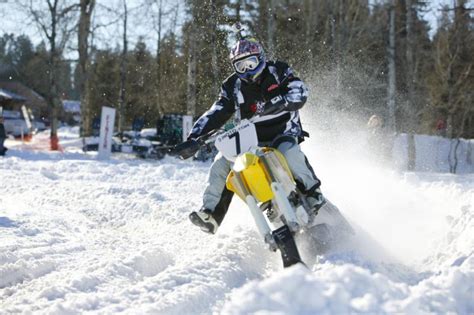 GROUND ZERO SNOW BIKE RACE - Dirt Wheels Magazine