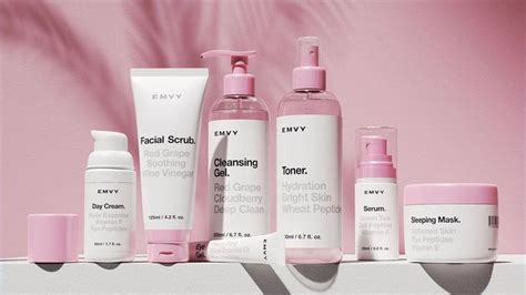 EMVY Skincare Comes With a Clean Look - DIELINE | Cosmetic packaging ...