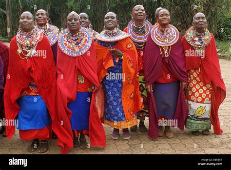 massai group with traditional clothing, Kenya, Masai Mara Stock Photo - Alamy