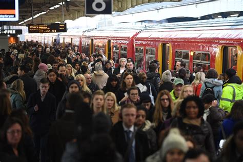 Southern Rail strikes: Commuters face more travel disruption even though strike has ended ...