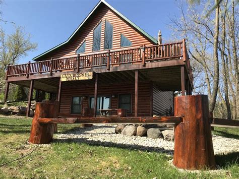 12 Best Cabin Rentals Near The Wisconsin Dells