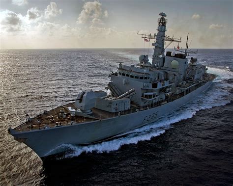 HMS Monmouth (F235) cuts through the English Channel on her way to a ...