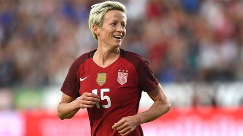 Megan Rapinoe expected to miss five weeks after knee surgery - ESPN