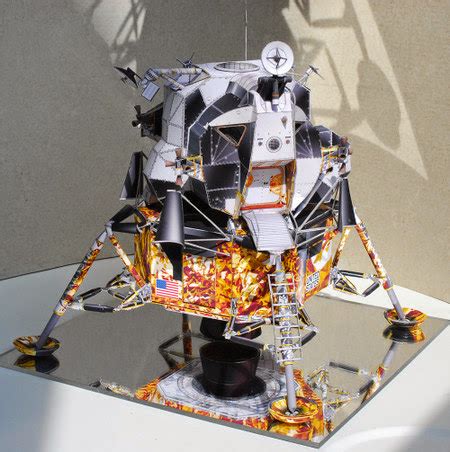 Apollo 13 Lunar Module Aquarius Papercraft ~ Paperkraft.net - Free ...