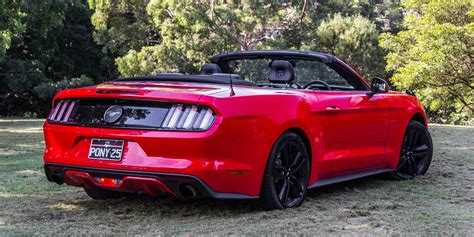 2016 Ford Mustang Ecoboost Convertible Review - photos | CarAdvice