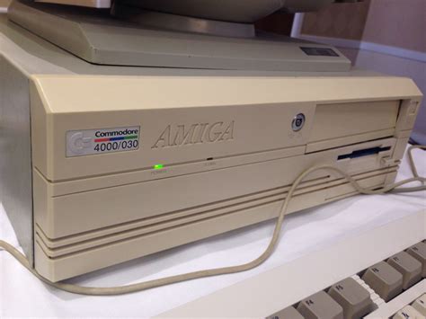 Amiga 4000 at Amiga30 UK Cpc, Garage House, Commodore, Computers ...