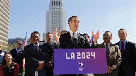 LA Olympic leader leaves door open to 2028 if 2024 lost - ESPN