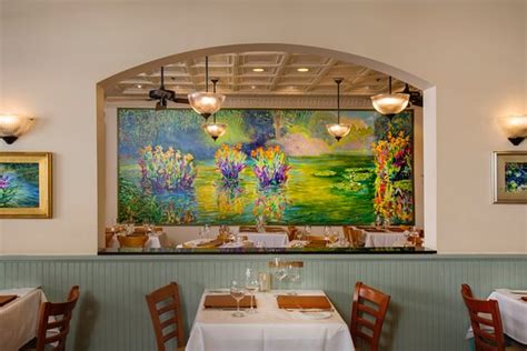 Fine dining at its best - Review of Lahaina Grill, Lahaina, HI ...