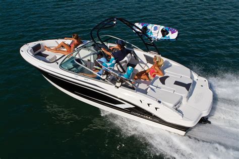 Bowriders - The Perfect Family Boat - Bowriders Buyers Guide