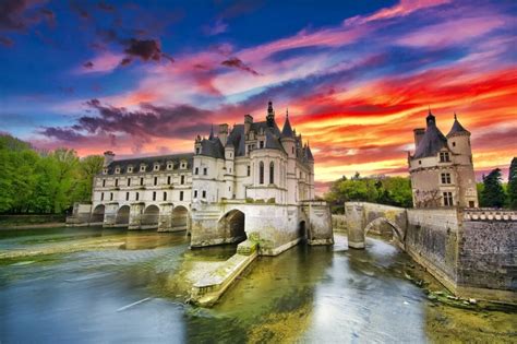 Visiting The Magnificent Chateau De Chenonceau: Loire Valley