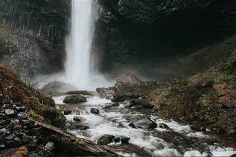 21 of the Best Portland Oregon Waterfalls to Visit - Scenic States