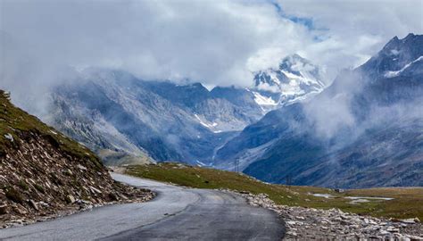 Rohtang Pass In Summer Is An Adventurous Treat For Every Explorer!