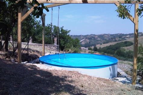 Cottage to rent in Atessa, Italy with shared pool | 81332