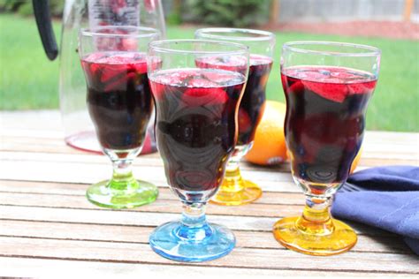 Sangria, Drinks, Beverages and Good Vibrations • Hip Foodie Mom