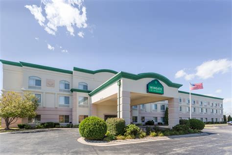 Wingate by Wyndham Joliet | Joliet, IL Hotels