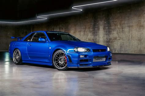 Modrý Skyline R34 Paula Walkera z Rýchlo a zbesilo ide do dražby