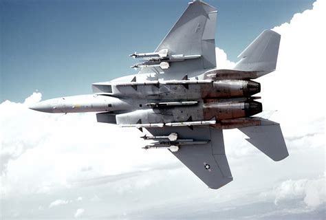 Bottom view of an F-15 Eagle aircraft armed with AIM-9 Sidewinder and ...