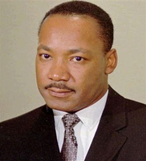 Iconic photos of Dr. Martin Luther King Jr. | Dr martin luther king jr, Martin luther king jr ...