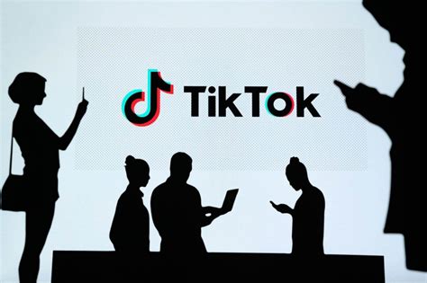 How to Do Silhouette Challenge on TikTok | Articles VJump App