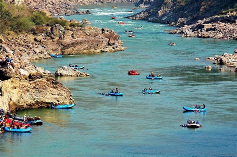 Discover River Rafting Timings in Rishikesh: Your Best Rafting Time