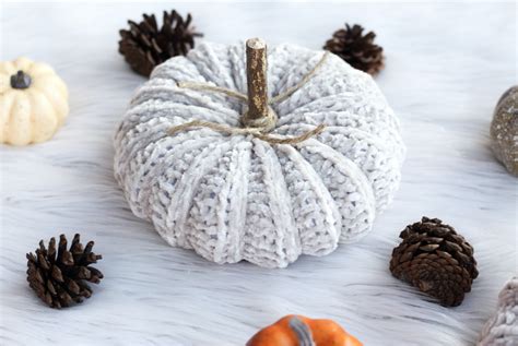 10 Free Knit & Crochet Pumpkin Patterns!