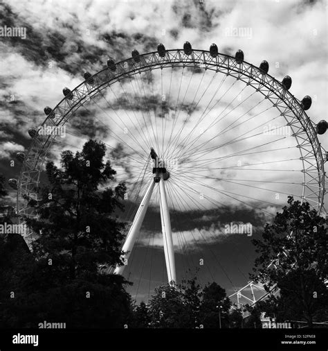 London eye Stock Photo - Alamy