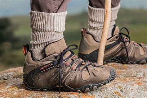 Best Waterproof Hiking Shoes For Your Wet Adventures (2020) | EXSPLORE